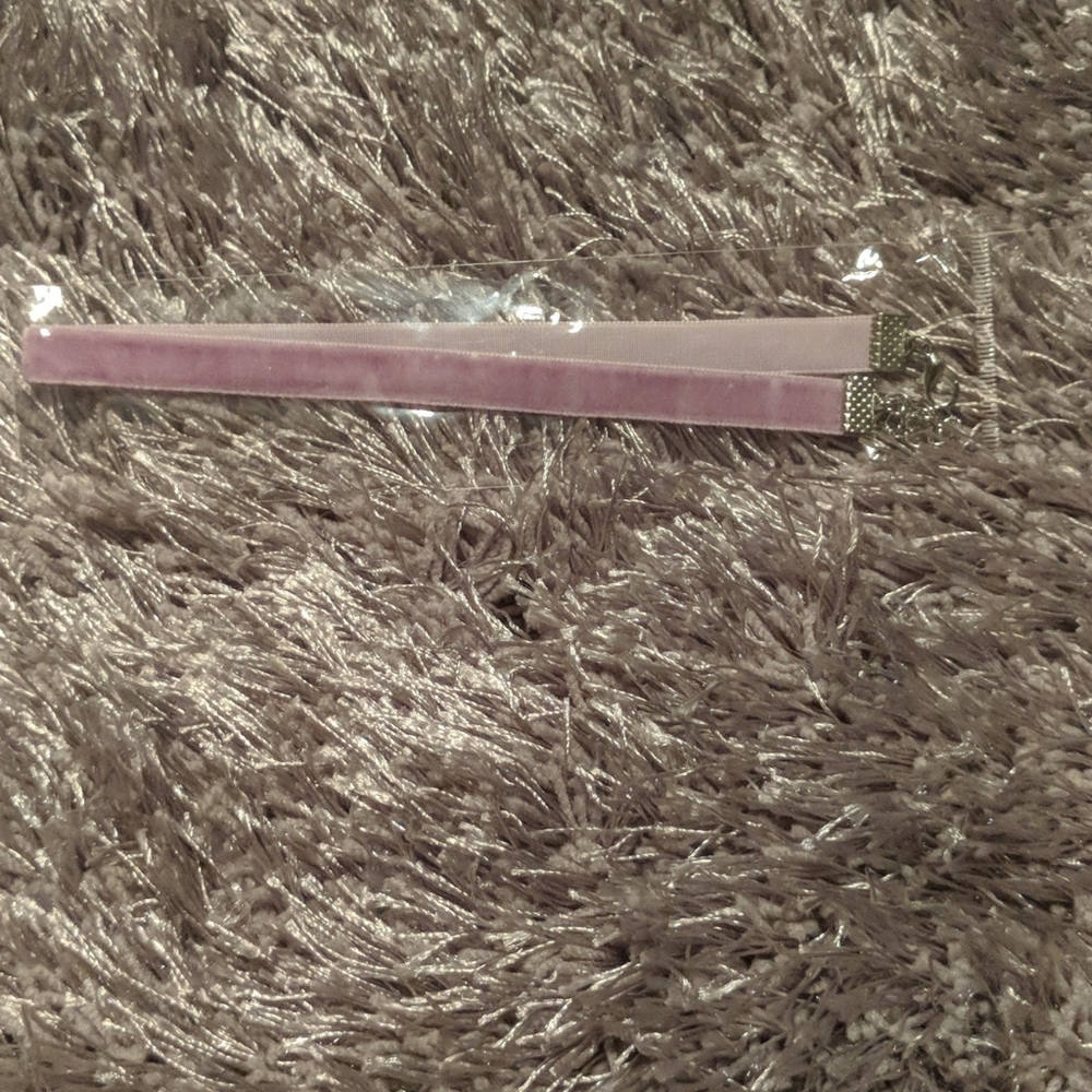 Lavender velvet choker